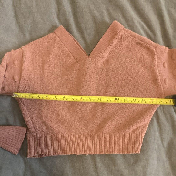 Cropped sweater - Picture 7 of 9